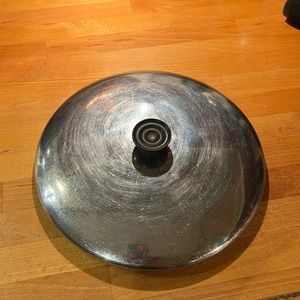 Revereware style stainless replacement lid with Bakelite handle